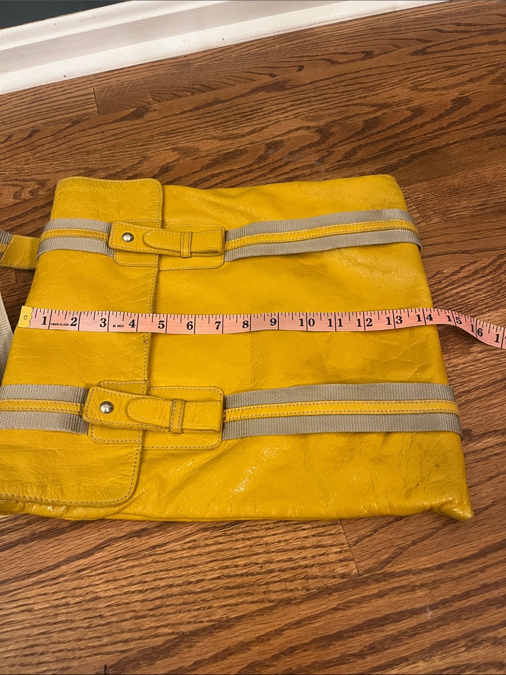Claudia Firenze genuine leather messenger bag - Picture 4 of 10